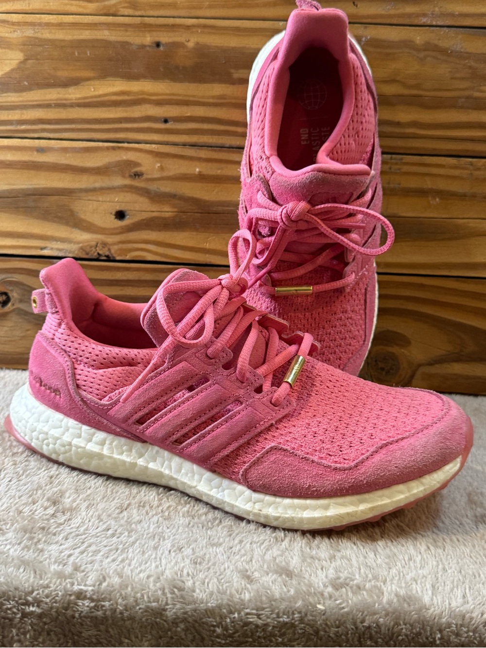 adidas Women’s Pink Knit Running Shoes ultraboost 7.5 size